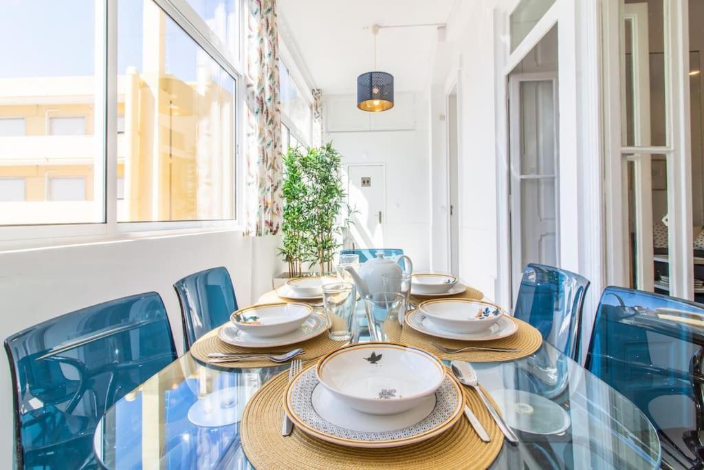 Downtown 7 Bedroom Apartment - Liberdade Lisbon Bagian luar foto