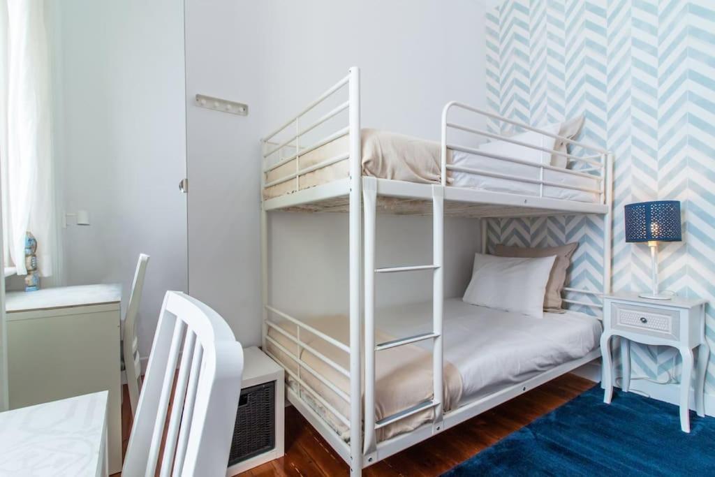 Downtown 7 Bedroom Apartment - Liberdade Lisbon Bagian luar foto